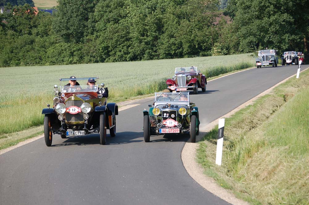 Schnauferl rallye - přehlídka krásy - Historie - Autokaleidoskop