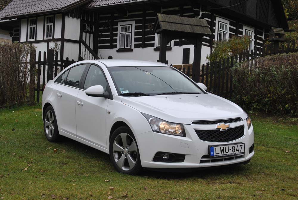 Chevrolet Cruze 2.0 VDCi sázka na jistotu Testy