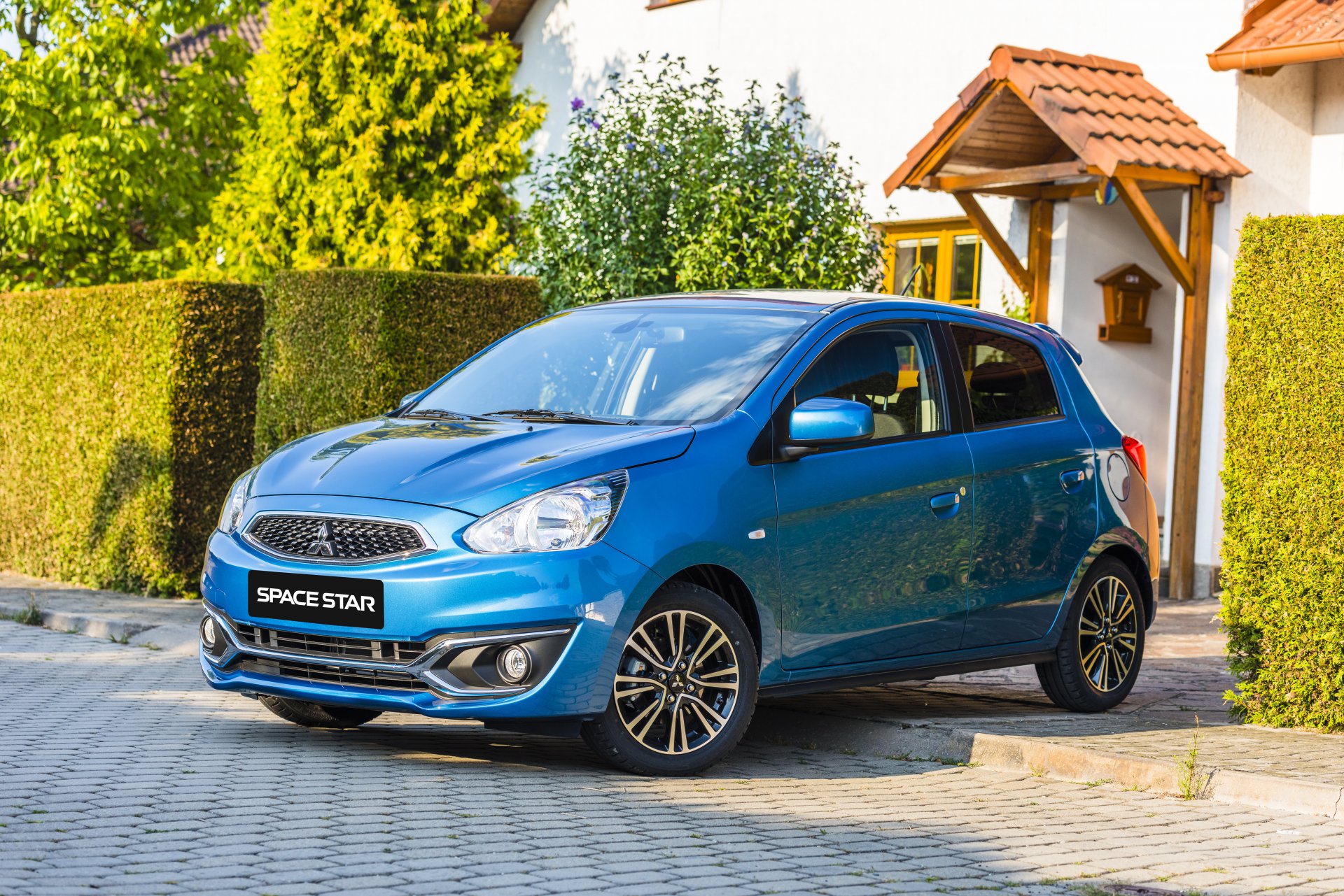 Mitsubishi space star. Mitsubishi Space Star 2021. Mitsubishi Space Star 2022. Mitsubishi Space Star 2019. Митсубиси Спейс 2019.