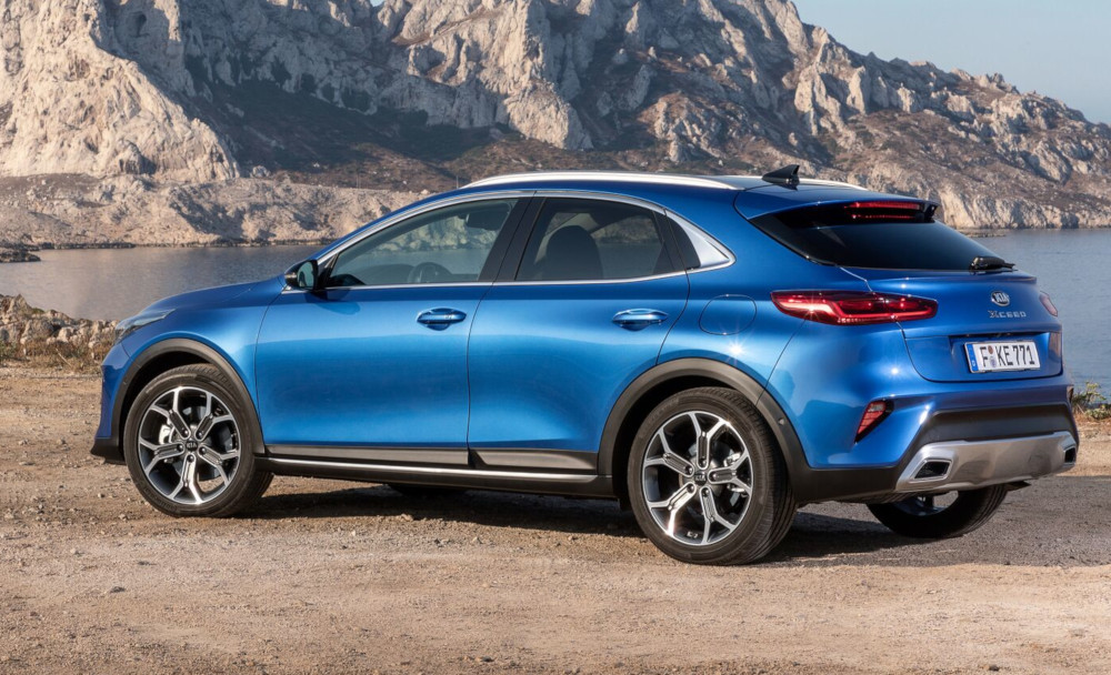 X cross kia
